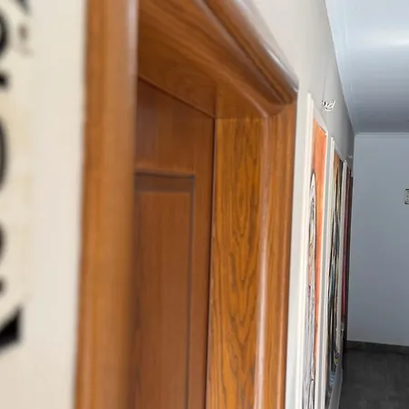 Te Gjyshi Отель *