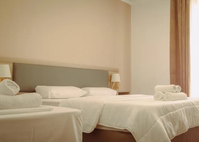 Отель Te Gjyshi